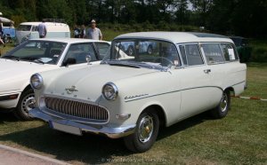opel-caravan-1958-4.jpg